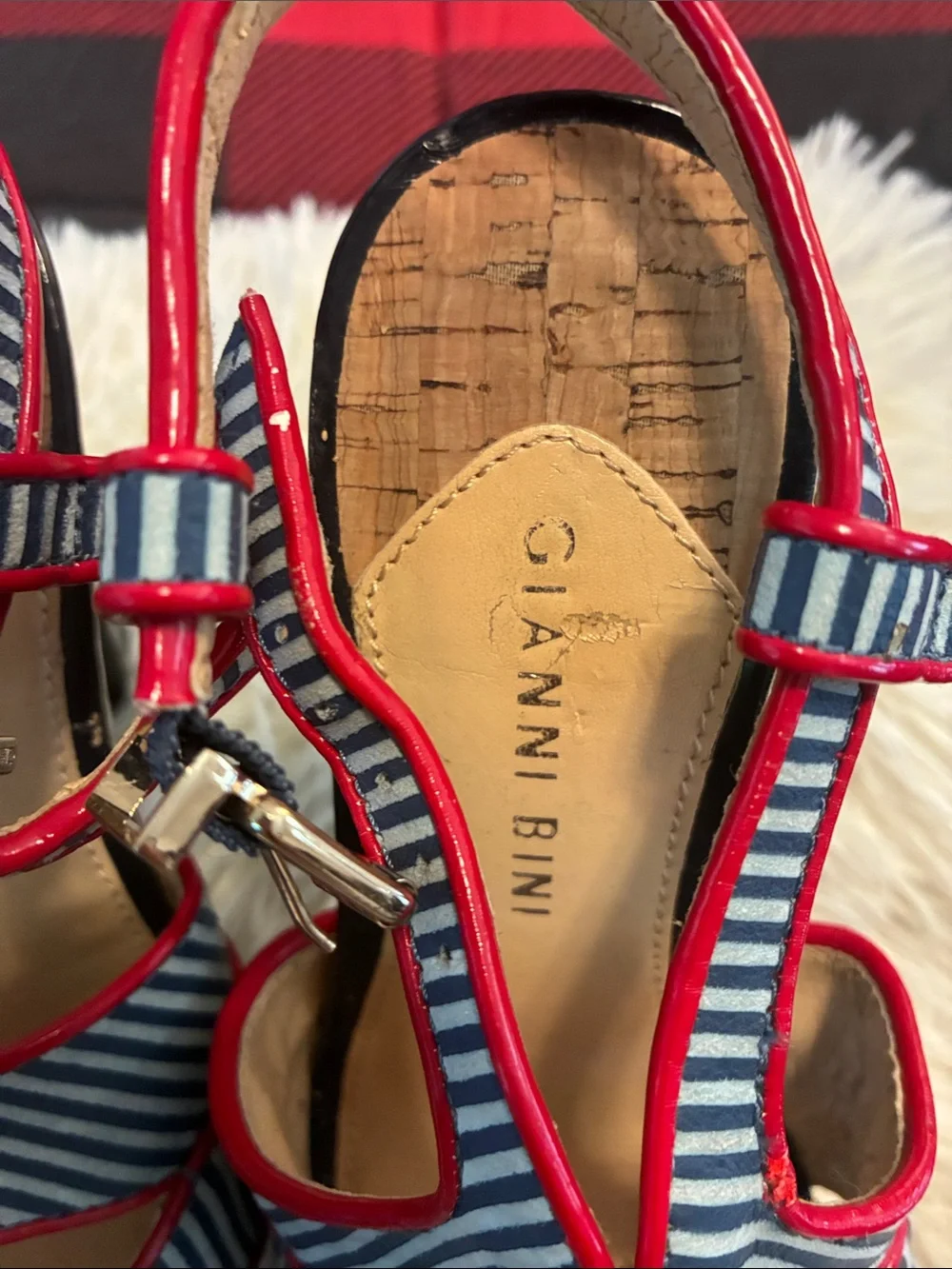 Gianni Bini Striped Blue and White Hollow Platform Sandals Red Trim size 6.5